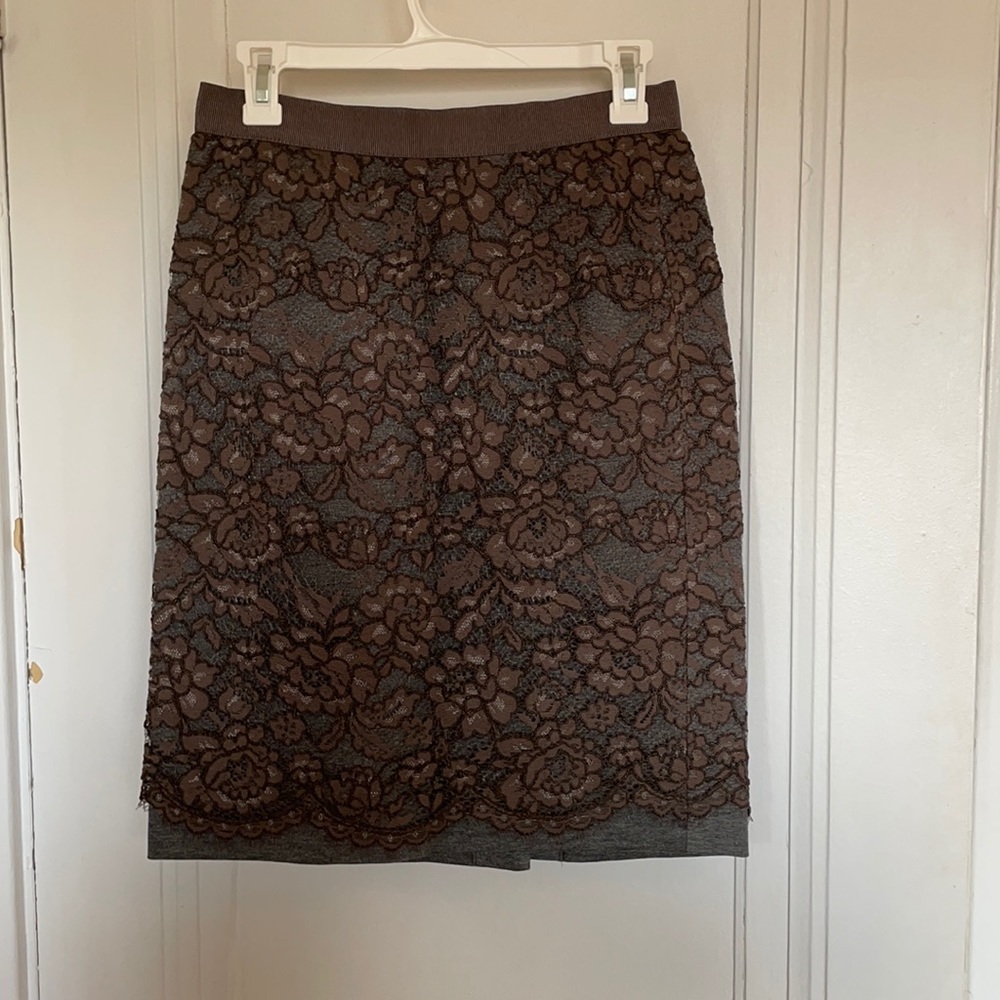 Brown lace Ann Taylor Loft skirt. Size 2